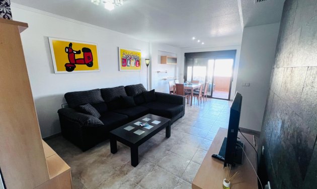 Resale - Piso - Arenales del Sol