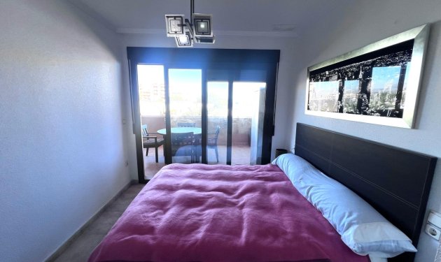 Resale - Piso - Arenales del Sol