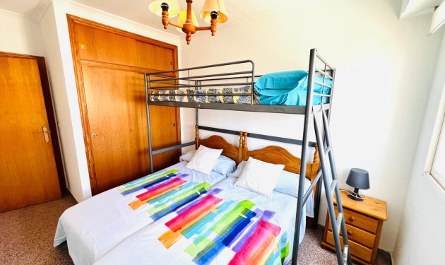 Herverkoop - Apartamento - Arenales del Sol