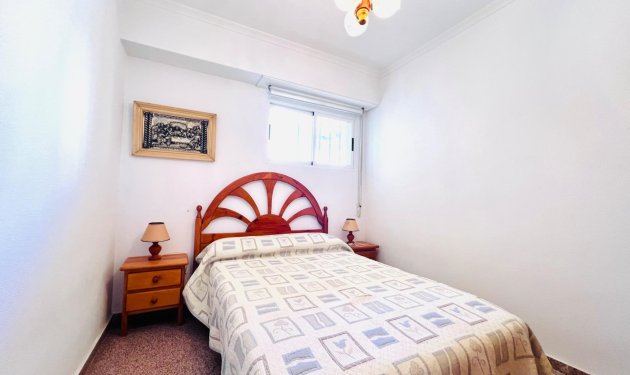 Herverkoop - Apartamento - Arenales del Sol