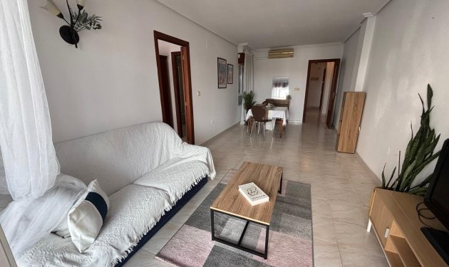 Resale - Apartamento - Torrevieja - Centro