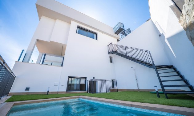 Resale - Villa - Algorfa - Comunidad valenciana
