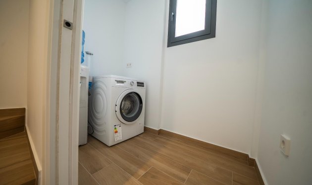 Resale - Villa - Algorfa - Comunidad valenciana