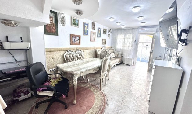 Resale - Townhouse - Orihuela Costa - Playa Flamenca