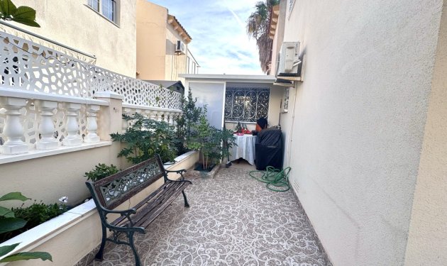 Resale - Townhouse - Orihuela Costa - Playa Flamenca