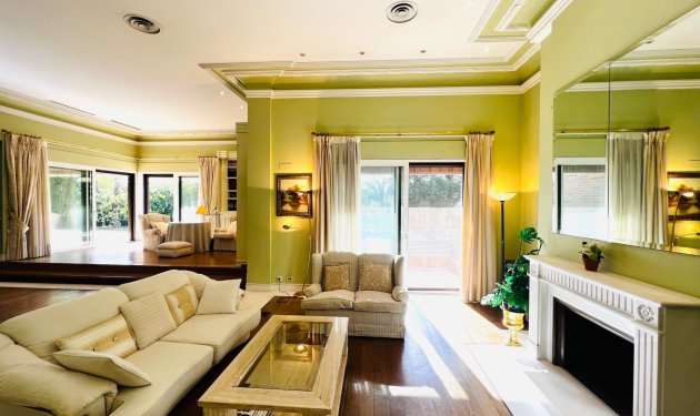 Resale - Chalet - Matola - Algoda-Matola-Llano de San José