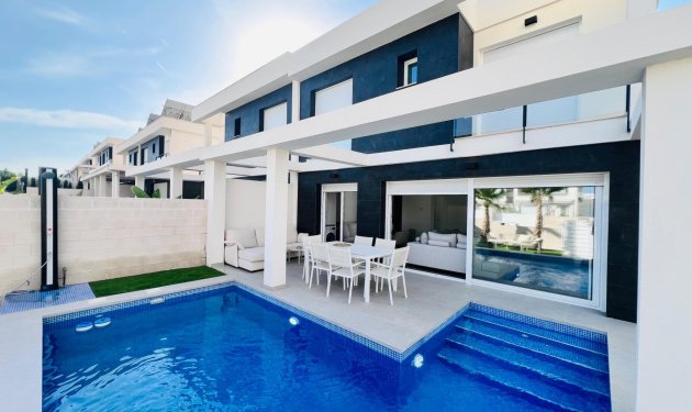 New Build - Pareado - Gran alacant - Monte y Mar