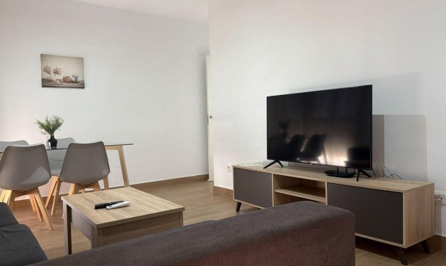 Resale - Apartamento - Elche - Altabix