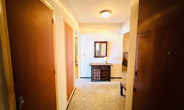 Resale - Apartamento - Santa Pola - Santiago bernabeu