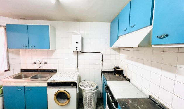 Resale - Apartamento - Santa Pola - Santiago bernabeu