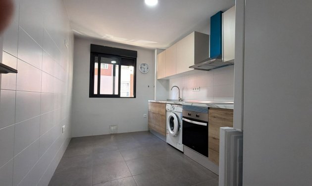 Resale - Piso - Elche - Altabix