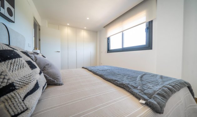 Resale - Villa - Algorfa - Comunidad valenciana