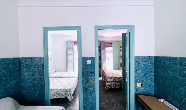 Resale - Edificio - Santa Pola - Playa Levante