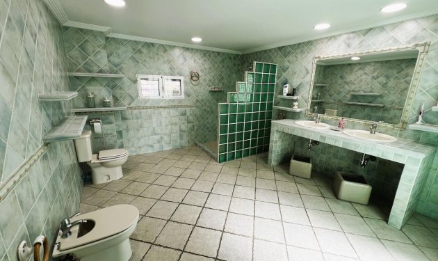 Resale - Chalet - Valverde (Alicante) - Valverde