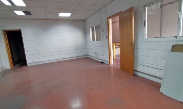 Long Term Rental - Nave industrial - Alicante - Ciudad de Asís - Font-Calent - El Bacarot
