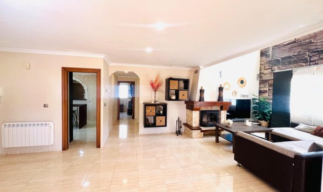 Resale - Chalet - Elche Pedanías - Valverde