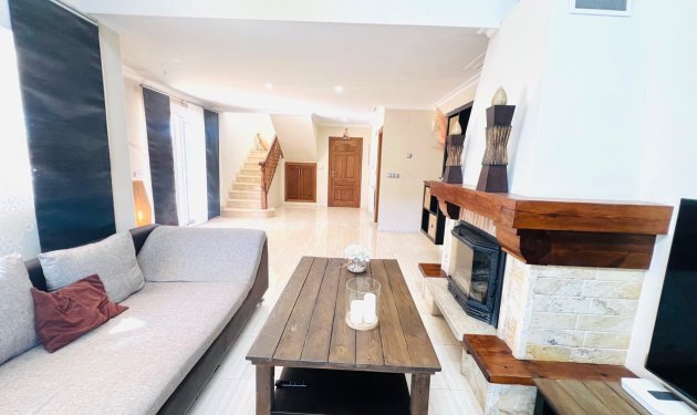 Resale - Chalet - Elche Pedanías - Valverde