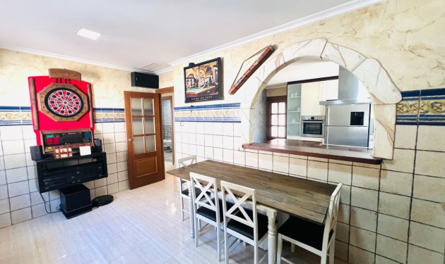 Resale - Chalet - Elche Pedanías - Valverde