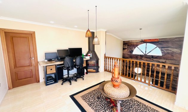 Resale - Chalet - Elche Pedanías - Valverde