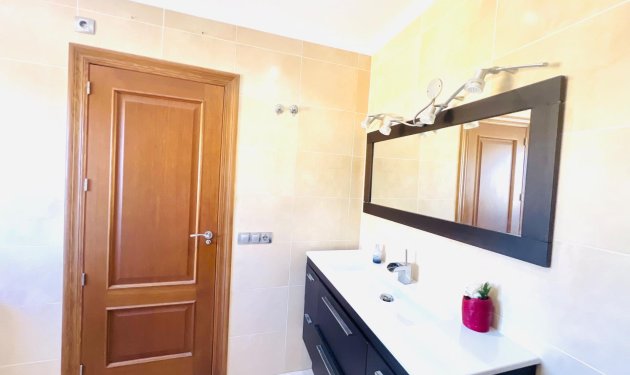 Resale - Chalet - Elche Pedanías - Valverde