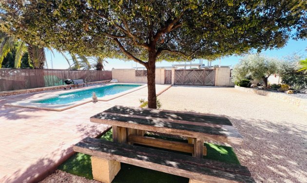 Resale - Chalet - Elche Pedanías - Valverde