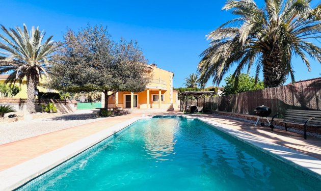 Resale - Chalet - Elche Pedanías - Valverde