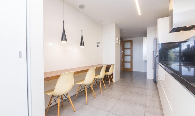 Resale - Penthouse - Elche - Plaza Crevillente-Juzgados