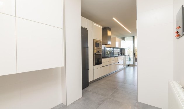 Resale - Penthouse - Elche - Plaza Crevillente-Juzgados