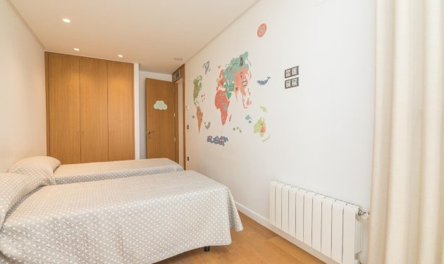 Resale - Penthouse - Elche - Plaza Crevillente-Juzgados