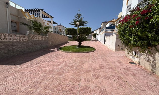 Resale - Townhouse - Torrevieja - Los altos