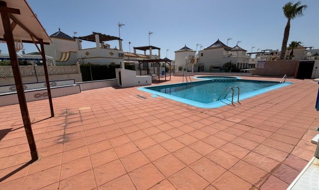 Resale - Townhouse - Torrevieja - Los altos