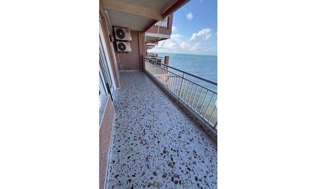 Resale - Apartamento - Torrevieja - Playa de los Locos