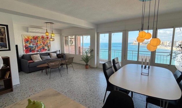 Resale - Apartamento - Torrevieja - Playa de los Locos