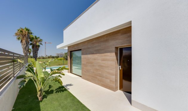 Resale - Villa - Los Alcázares - Las Lomas del Rame-Bahía Bella