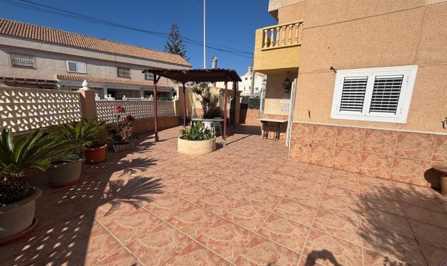 Resale - Casa Tipo Dúplex - Torrevieja - Los Frutales