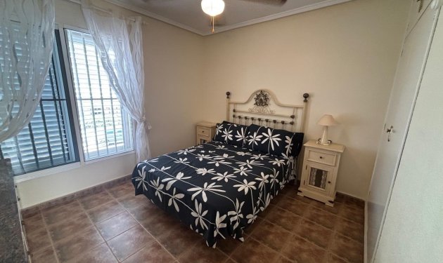 Resale - Casa Tipo Dúplex - Torrevieja - Los Frutales