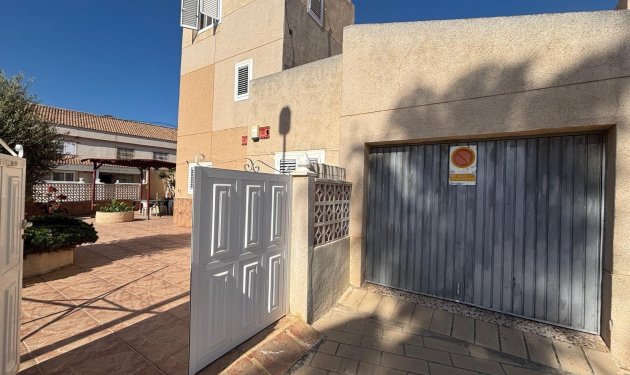 Resale - Casa Tipo Dúplex - Torrevieja - Los Frutales