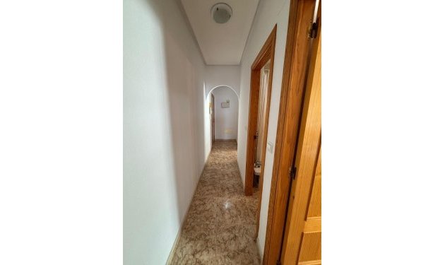 Resale - Apartamento - Torrevieja - Centro
