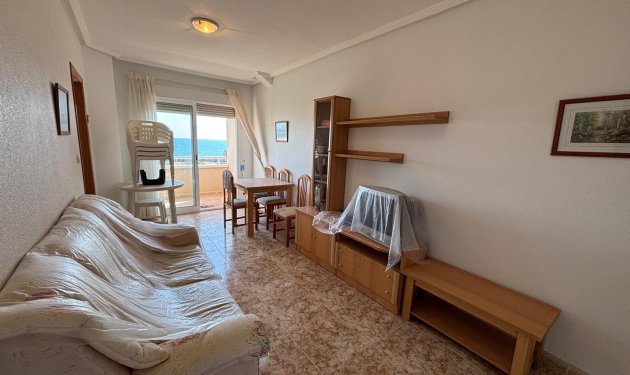 Resale - Apartamento - Torrevieja - Centro