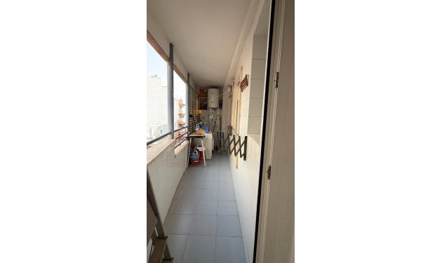 Resale - Apartamento - Torrevieja - Centro