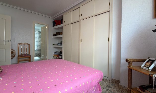 Resale - Apartamento - Torrevieja - Centro