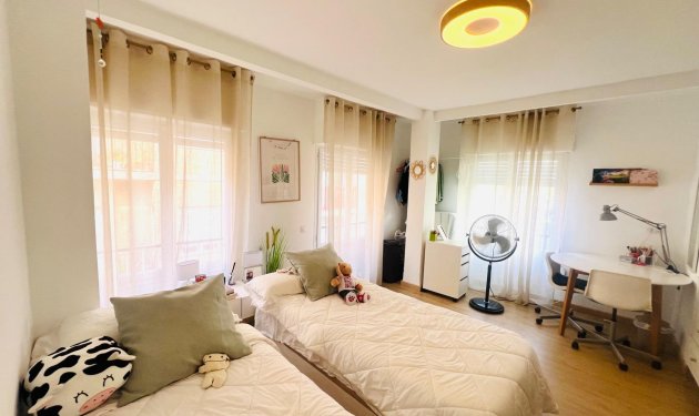 Resale - Piso - Elche - Centro