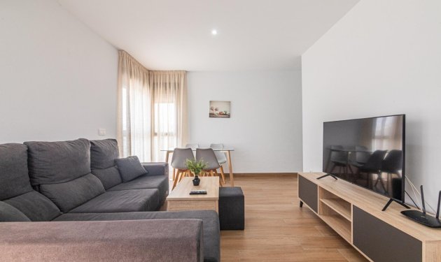 Resale - Apartamento - Elche - Altabix