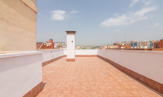 Resale - Apartamento - Elche - Altabix