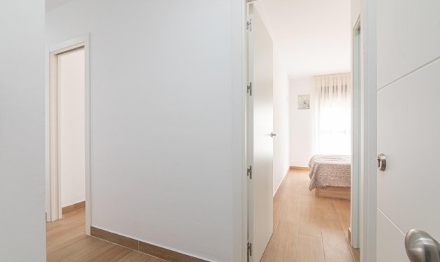 Resale - Apartamento - Elche - Altabix