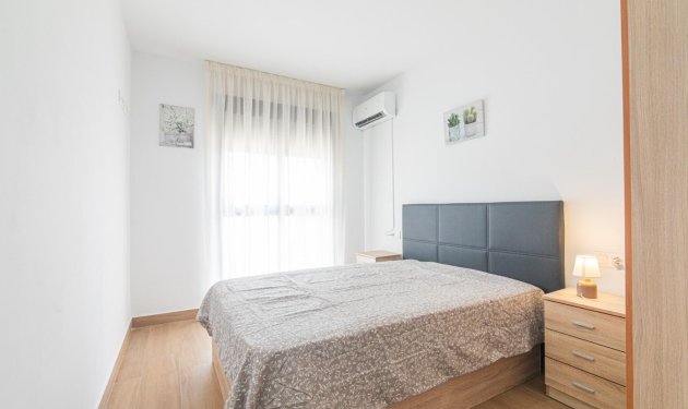 Resale - Apartamento - Elche - Altabix