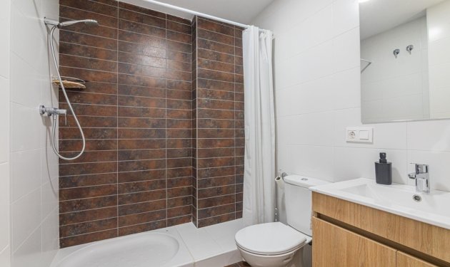 Resale - Apartamento - Elche - Altabix