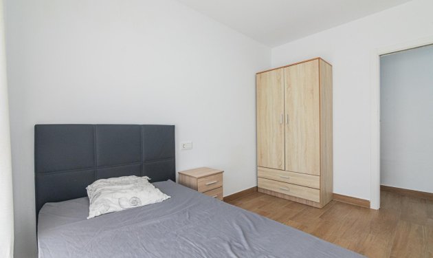 Resale - Apartamento - Elche - Altabix