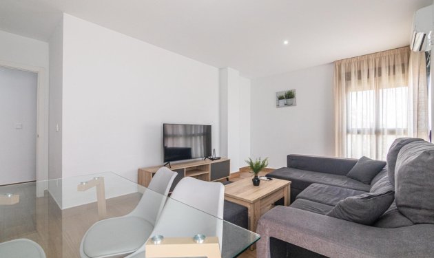 Resale - Apartamento - Elche - Altabix