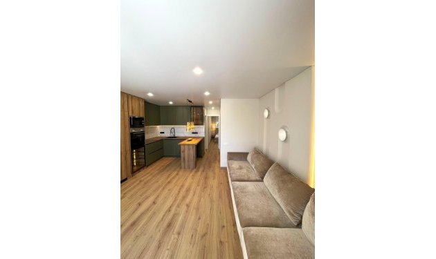Resale - Bungalow - Torrevieja - Playa de los Naufragos